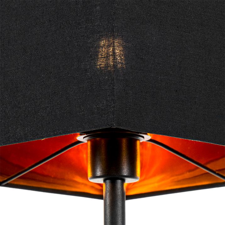 Moderní stojací lampa černá se zlatým čtvercem - VT 1