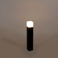 Lampada-da-esterno-a-stelo-nera-con-paralume-opalino-bianco-50-cm---Denmark