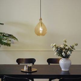 Moderne hanglamp goud met amber glas - Traditional