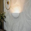 Moderna-Sienas-Lampa-Balta-Ģipša-Pusloka---Britt