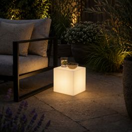 Moderne Aussenleuchte weiss 30 cm quadratisch IP44 - Nura