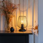 Moderne-tafellamp-zwart-draad---Palica