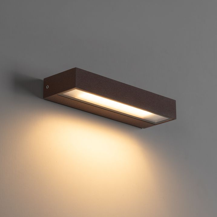 Modern vägglampa rostbrun 22 cm inkl. LED IP65 - Hannah