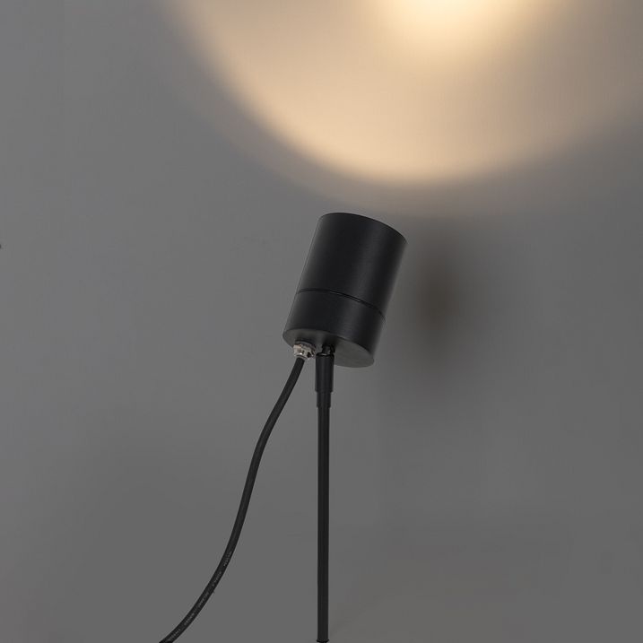 Moderner Spike-Spot schwarz AR70 verstellbar IP44 – Solo
