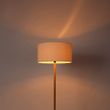Rustikálna-stojaca-lampa-drevo-s-bouclé-tienidlom-bielym---Mels
