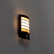 Buiten-wandlamp-zwart-IP44-met-bewegingssensor---Miro