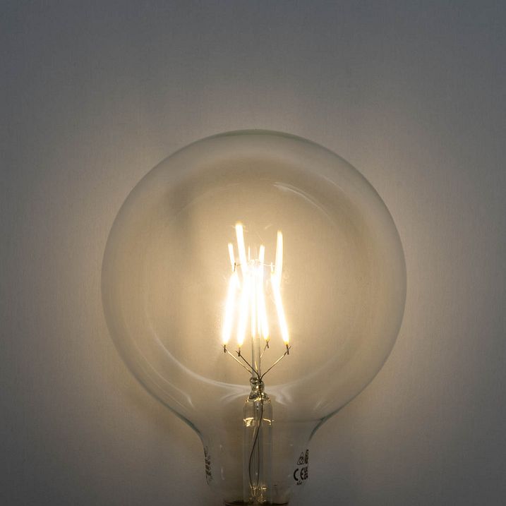 Set mit 5 E27 3-Stufen dimmbare LED Spiral Filament G125 4W 450lm 3000K