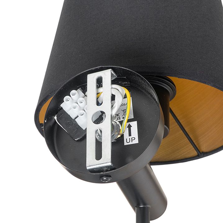 Moderne wandlamp zwart incl. kap met gouden binnenkant - Pluk