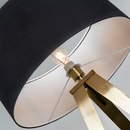 Moderná-stojaca-lampa-mosadz-s-čiernym-tienidlom---Ilse