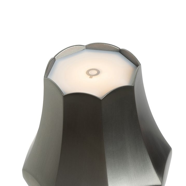 Retrospektivna stolnja lampa Gunmetal sa mogućnošću punjenja IP44 - Granny