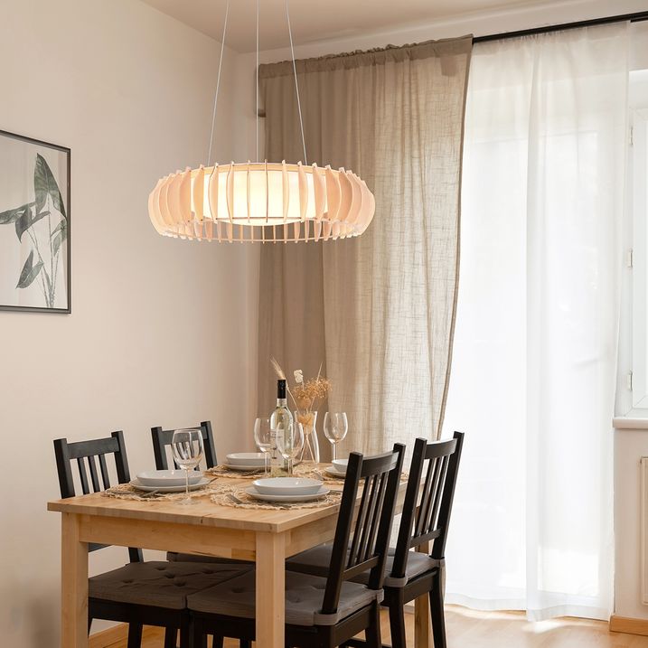 Skandinaavia rippvalgusti beež koos LED-iga - Monte