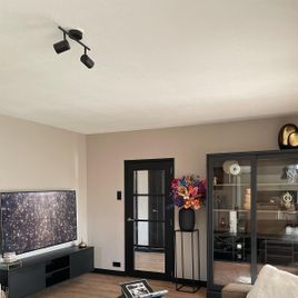 Modern svart 2-ljus riktbar spotlight - Jeana