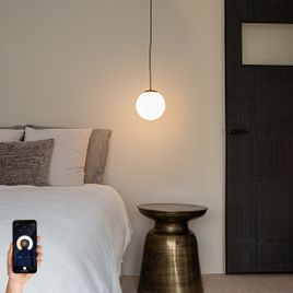 Smart hanglamp goud met opaal glas incl. Wifi P45  - Flore