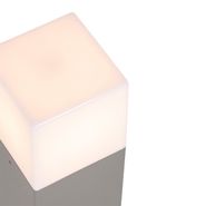 Utendørslampe-30-cm-grå-med-jordspyd-og-kabelhylse---Danmark