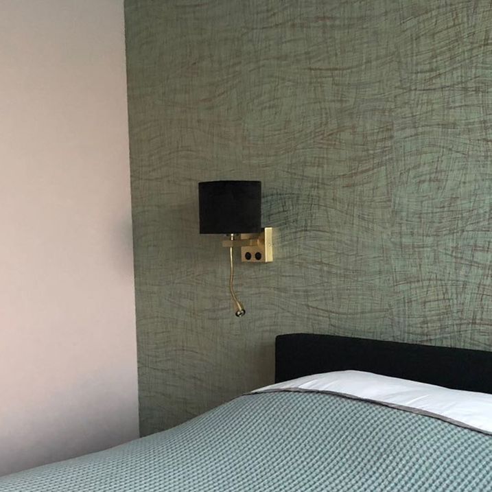 Lampada da parete moderna in ottone con paralume in velluto nero - Brescia