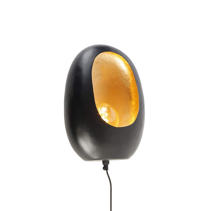 Dizajnová nástenná lampa čierna so zlatým vnútrom 36 cm - Cova