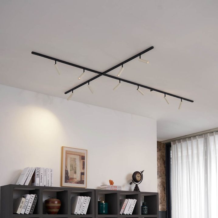 Système d'éclairage sur rail moderne avec 10 spots beige et noir monophasé - Slimline Uzzy