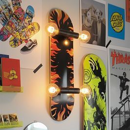 Lámpara de pared negra con rojo de 80 cm - Skateboard