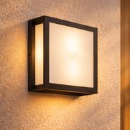 Moderne-utendørs-vegglampe-sort-2-lys-IP44---Jeffrey