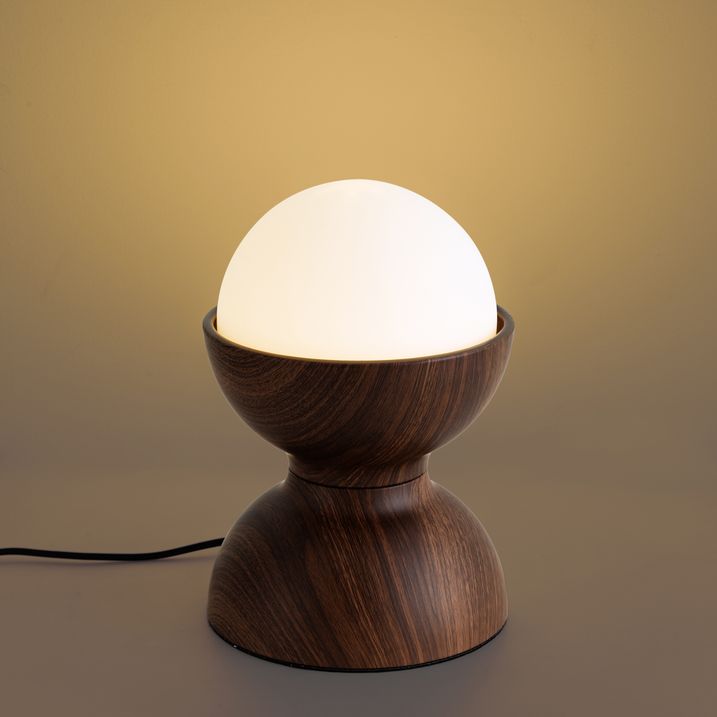 Scandinavisch tafellamp walnoot met opaal glas - Yoru
