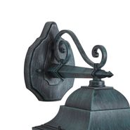 Lanterna-da-parete-vintage-per-esterni-nera-con-verde-antico-IP44---Antigua-Down