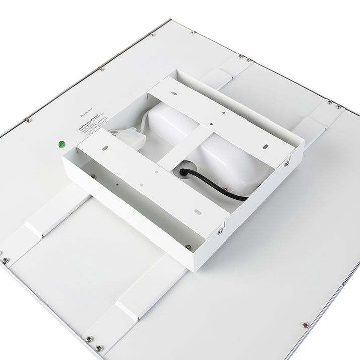 Négyzetes mennyezeti lámpa króm 45 cm LED-del IP44 - Flat