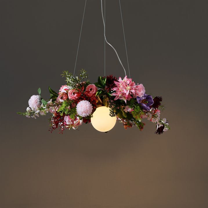 Bohemianische Hängelampe schwarz mit farbigen Blumen rot und pink - Flower Power