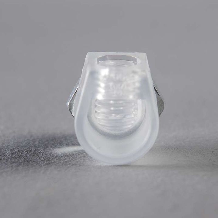 Transparent Dragavlastning för kablar med mutter