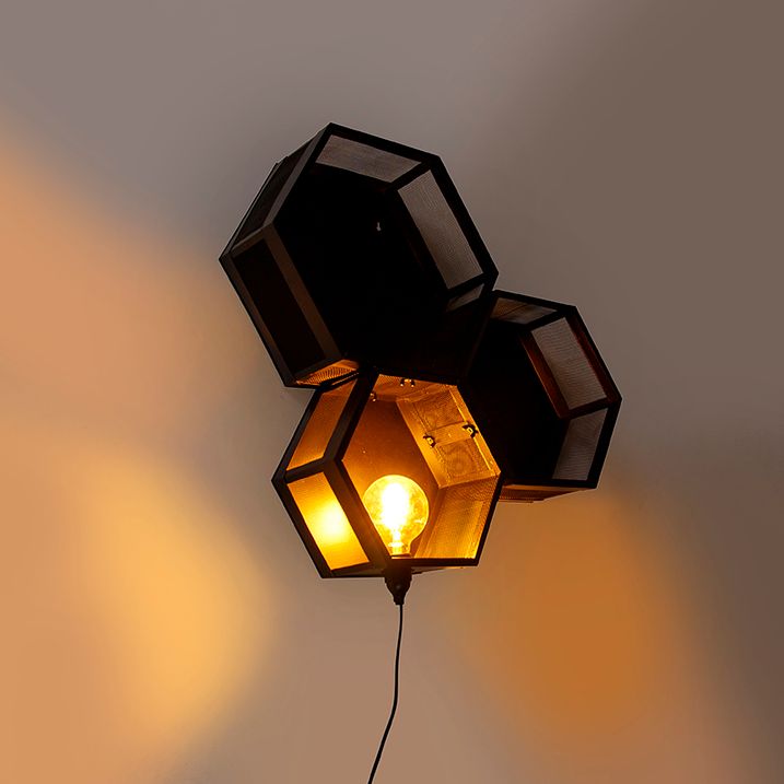 Priemyselná nástenná lampa čierna - Comb gaze