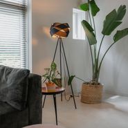 Moderna-podna-lampa-crna---Cloth