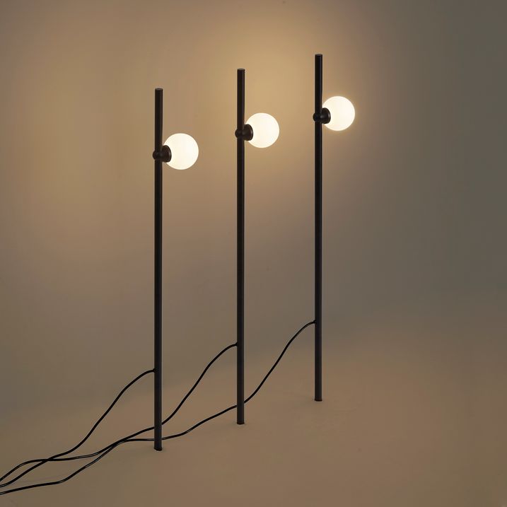 Set od 3 moderna baštenska reflektora sa šiljkom crne boje uklj. LED IP44 - Garly Ball