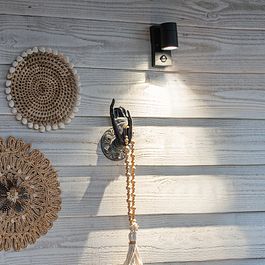 Vonkajšia nástenná lampa antracit IP44 s pohybovým senzorom - Solo