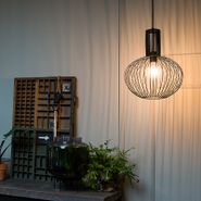 Designové-závěsné-svítidlo-černé---Wire-Bake