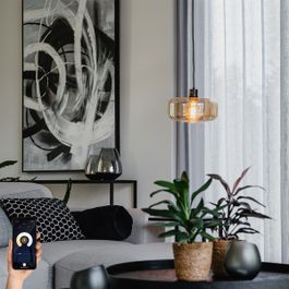 Smarte Pendelleuchte schwarz mit bernsteinfarbenem Glas inkl. WiFi A60 - Bizle