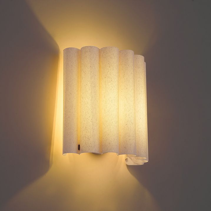 Japandi zidna lampa bež sa lanom 26 cm - Scallop