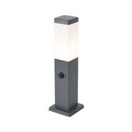 Utomhuslampa-mörkgrå-med-opalglas-45-cm-IP44-med-uttag-och-rörelsesensor---Malios