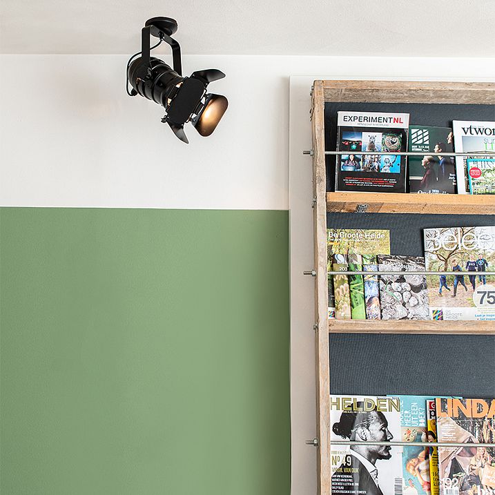Industriel studio spotlight sort drejelig og vippbar - Movie