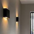 Moderná-nástenná-lampa-čierna---Otan-S