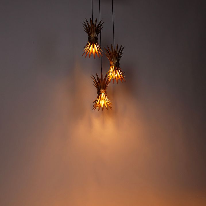 Art Deco piekaramā lampa zelta 3 gaismām - Wesley