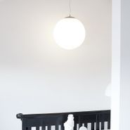 Scandinavische-hanglamp-opaal-glas-50cm---Ball-50