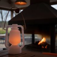 Lampe-de-table-rechargeable-22-cm-IP44-blanche---Storm-Mini