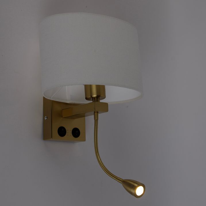 Candeeiro de Parede em Latão com Abajur Oval em Linho Branco 25cm - Brescia Combi