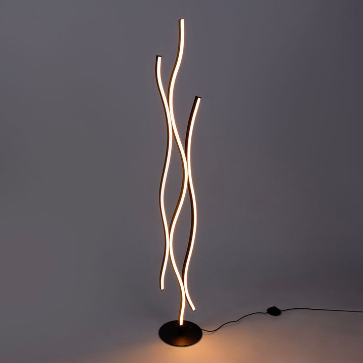 Designová stojací lampa černá se zlatou vč. stmívatelné LED - Blaze