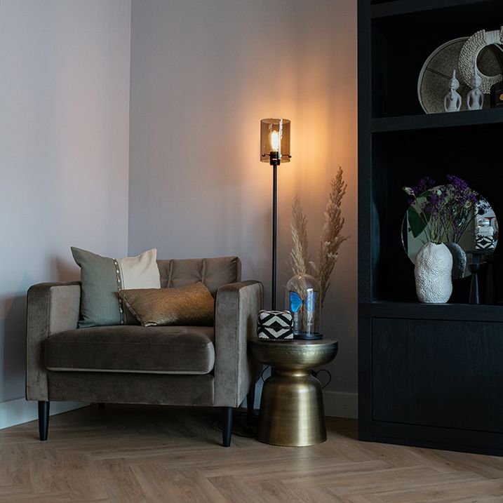 Dizajnerska podna lampa crna s dimnim staklom - Dome