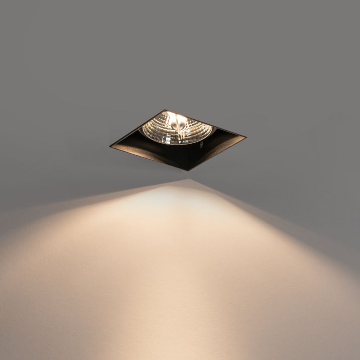 Moderan ugradni reflektor crne boje GU10 AR70 bez okvira - Oneon