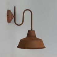 Set-mit-2-Wandleuchten-Rost-mit-goldener-Innenseite---Factory