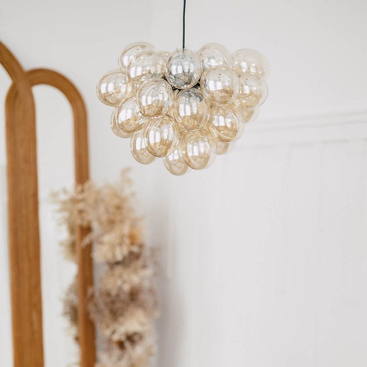 Art Deco viseća lampa crna sa jantarnim staklom 8 lampi - Uvas